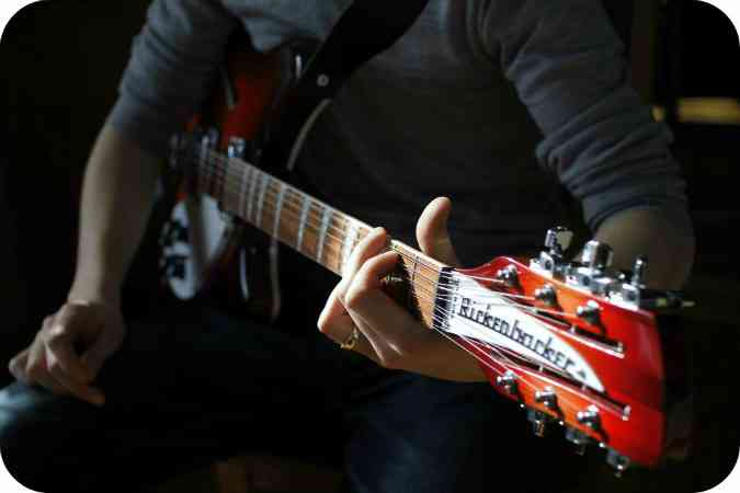 music marketing heat on the street rickenbacher